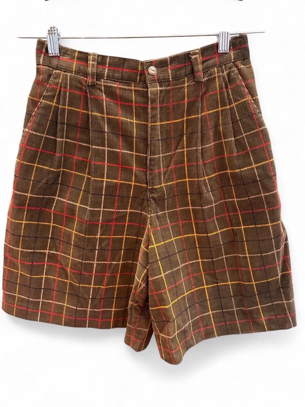Liz Sport brown plaid high-waisted corduroy shorts size 8